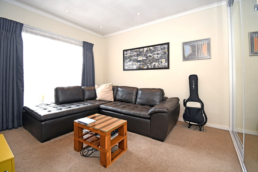 3 Bedroom Property for Sale in Atholl Gardens Gauteng