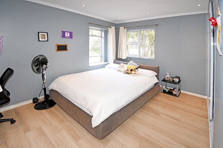 3 Bedroom Property for Sale in Atholl Gardens Gauteng