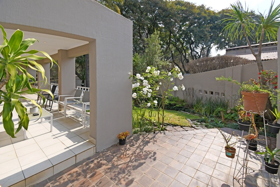 3 Bedroom Property for Sale in Atholl Gardens Gauteng