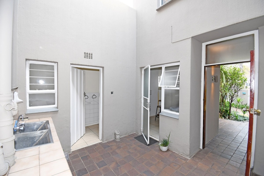 3 Bedroom Property for Sale in Atholl Gardens Gauteng