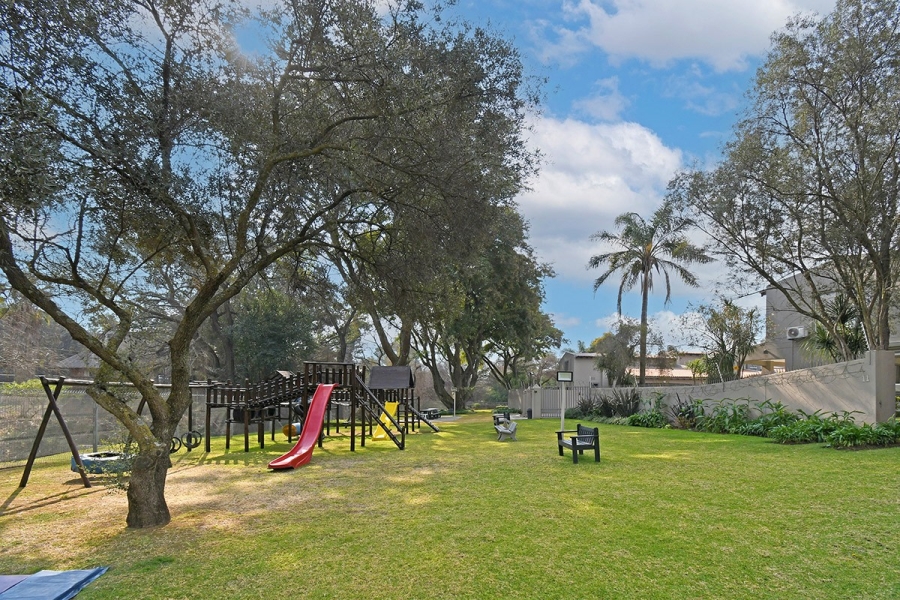 3 Bedroom Property for Sale in Atholl Gardens Gauteng