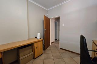 4 Bedroom Property for Sale in Magalieskruin Gauteng