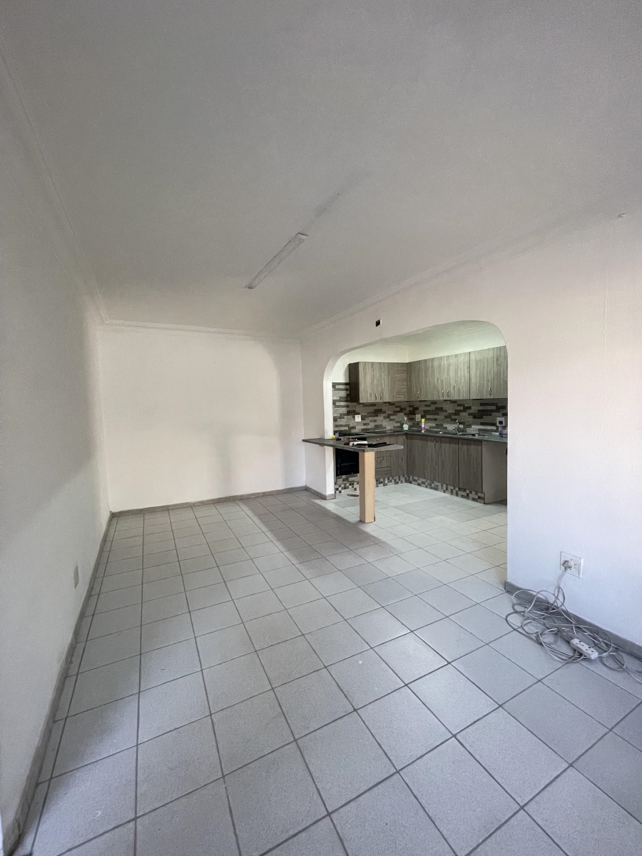 To Let 3 Bedroom Property for Rent in Erasmia Gauteng