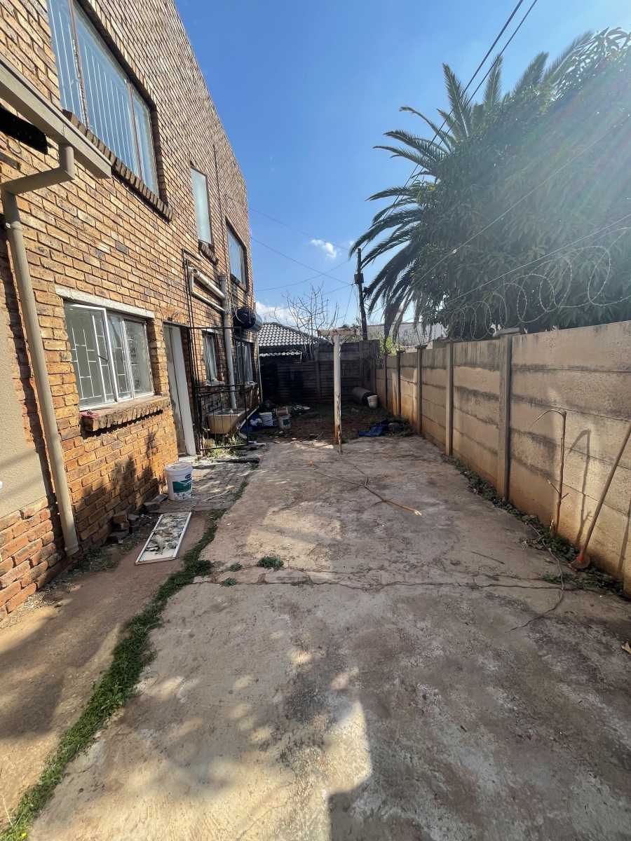 To Let 3 Bedroom Property for Rent in Erasmia Gauteng