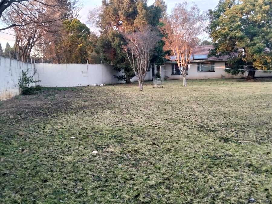 8 Bedroom Property for Sale in Ferndale Gauteng