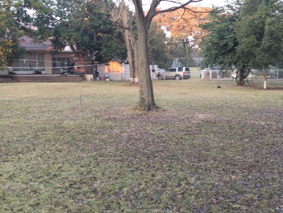 8 Bedroom Property for Sale in Ferndale Gauteng