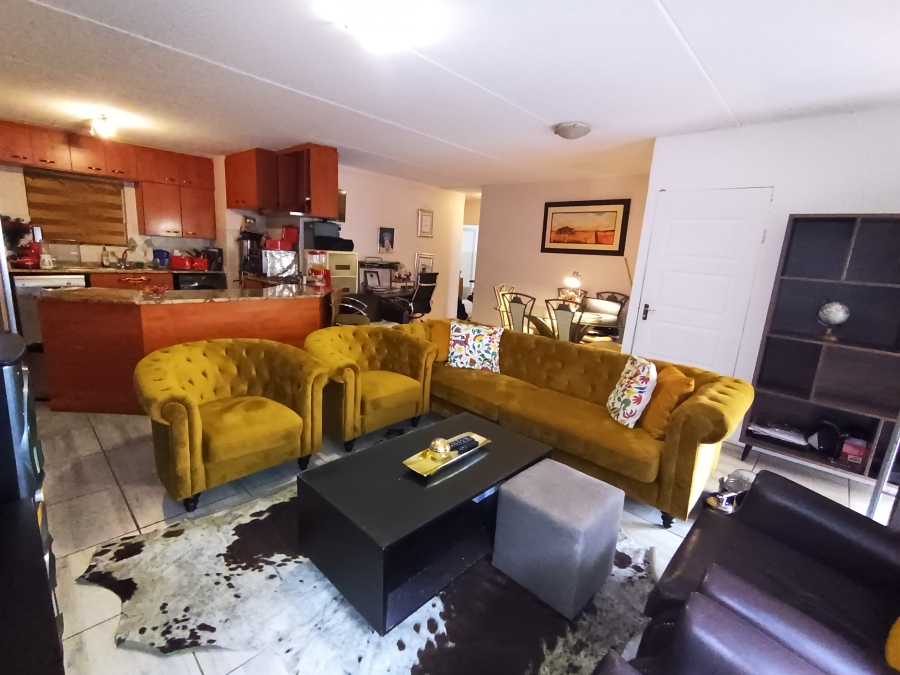 To Let 2 Bedroom Property for Rent in Dainfern Gauteng