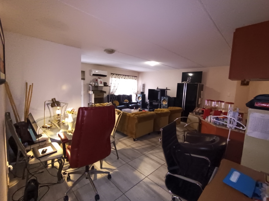 To Let 2 Bedroom Property for Rent in Dainfern Gauteng
