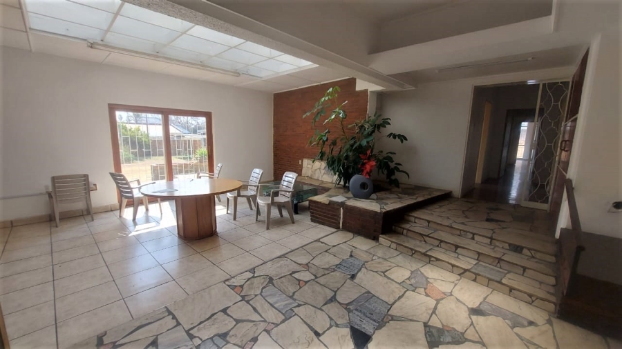 4 Bedroom Property for Sale in Selcourt Gauteng
