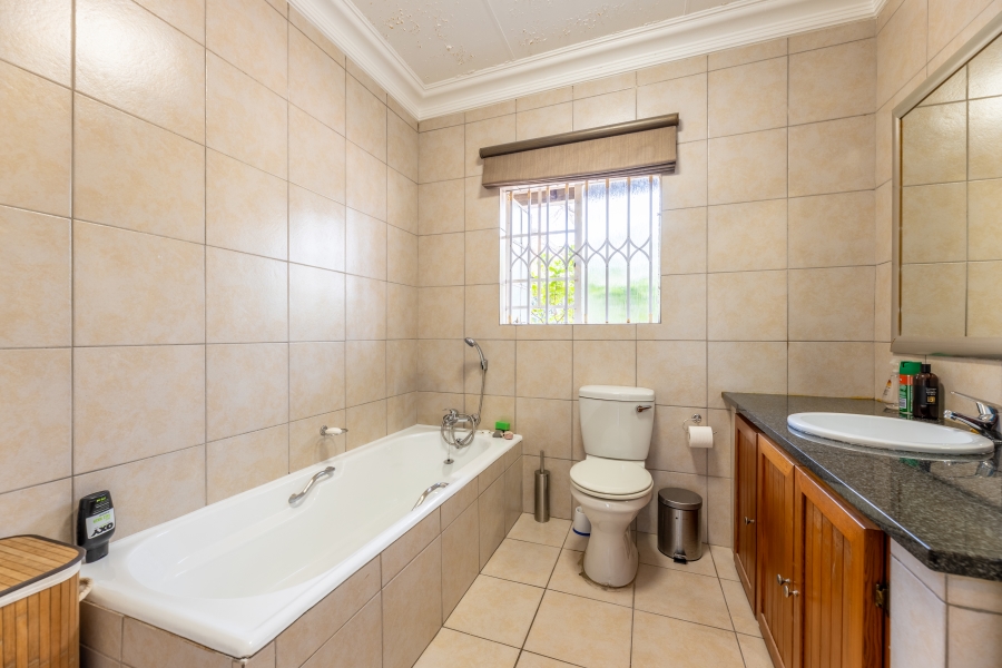 3 Bedroom Property for Sale in Douglasdale Gauteng