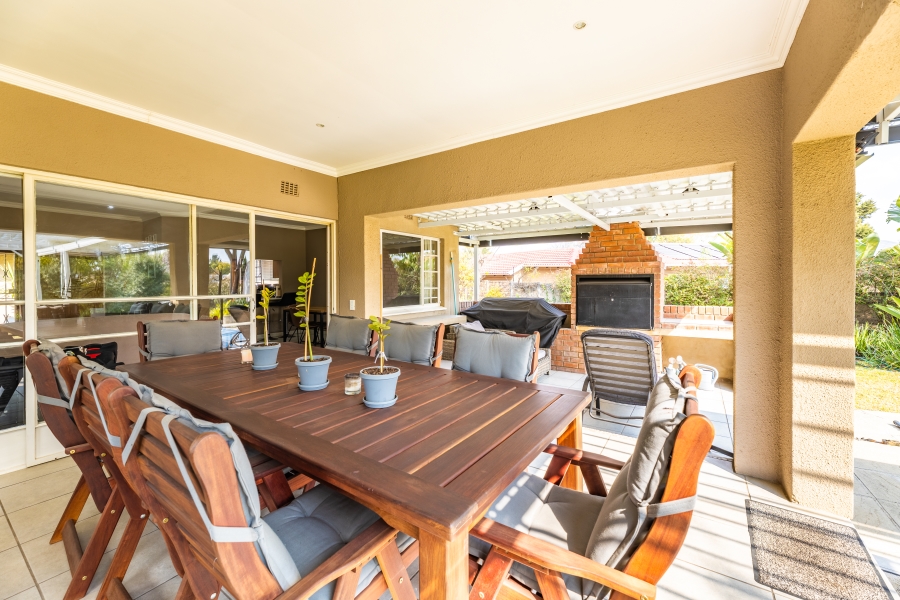 3 Bedroom Property for Sale in Douglasdale Gauteng