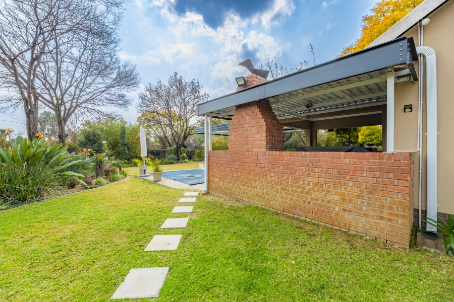 3 Bedroom Property for Sale in Douglasdale Gauteng