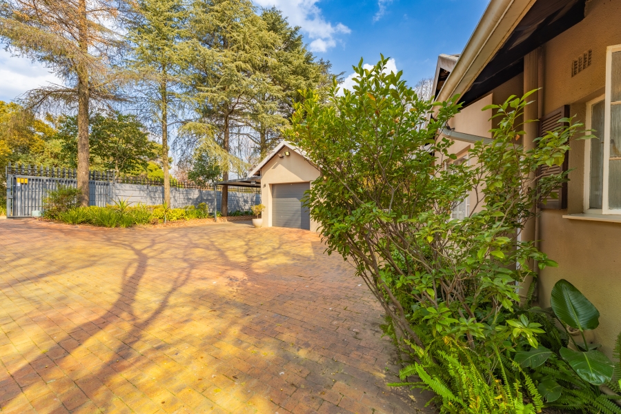 3 Bedroom Property for Sale in Douglasdale Gauteng