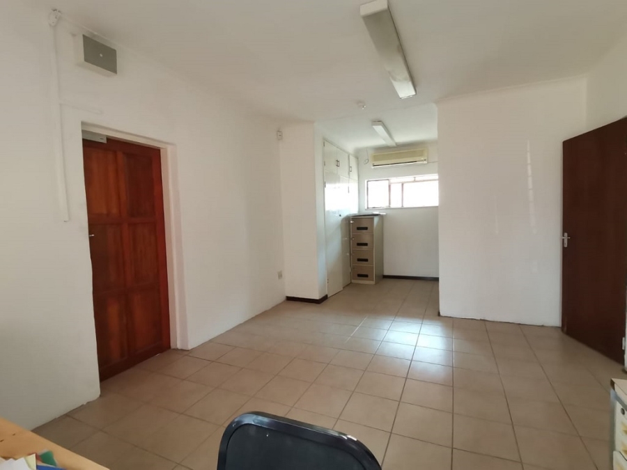 3 Bedroom Property for Sale in Robertsham Gauteng