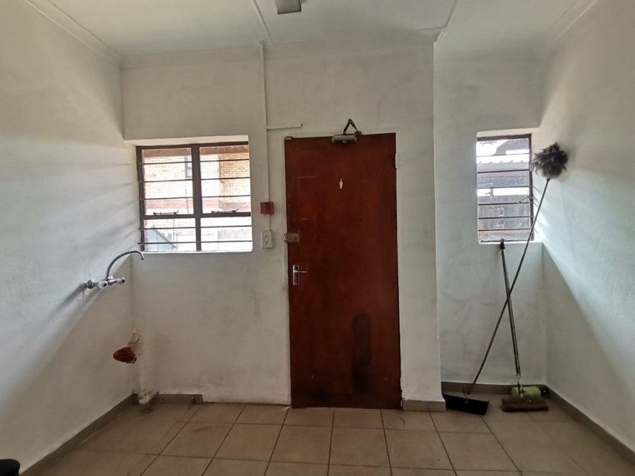 3 Bedroom Property for Sale in Robertsham Gauteng