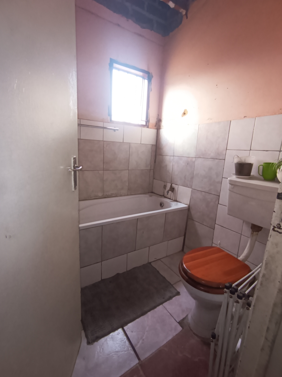 2 Bedroom Property for Sale in Cosmo City Gauteng