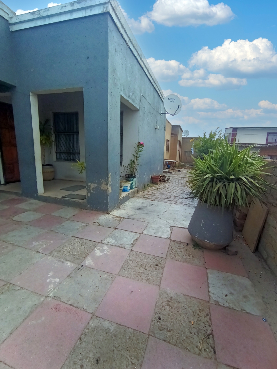 2 Bedroom Property for Sale in Cosmo City Gauteng