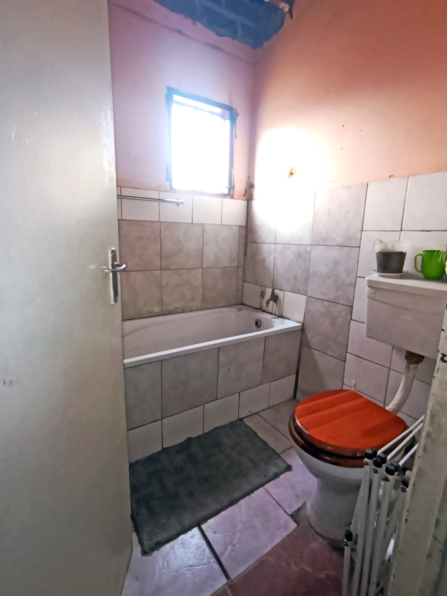 2 Bedroom Property for Sale in Cosmo City Gauteng