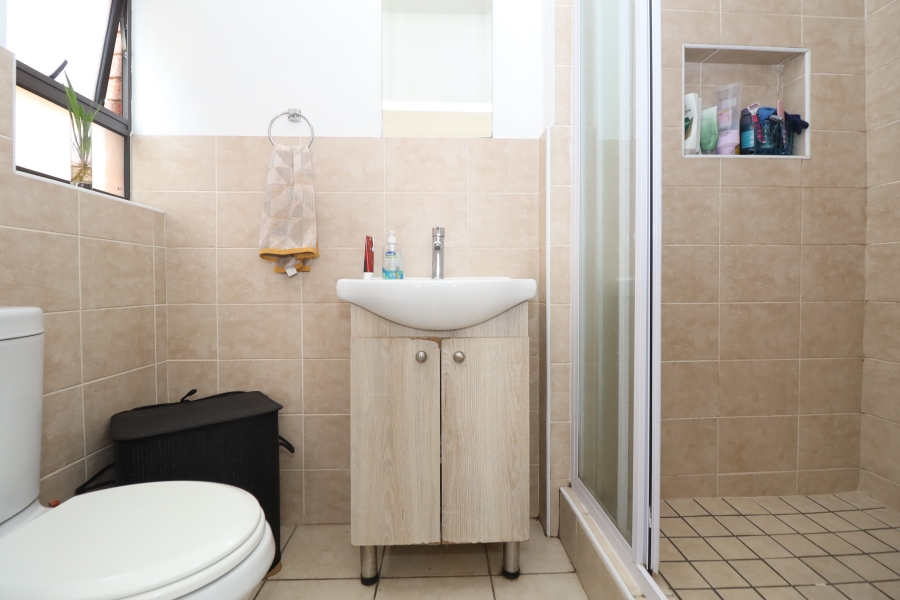 2 Bedroom Property for Sale in Wilgeheuwel Gauteng
