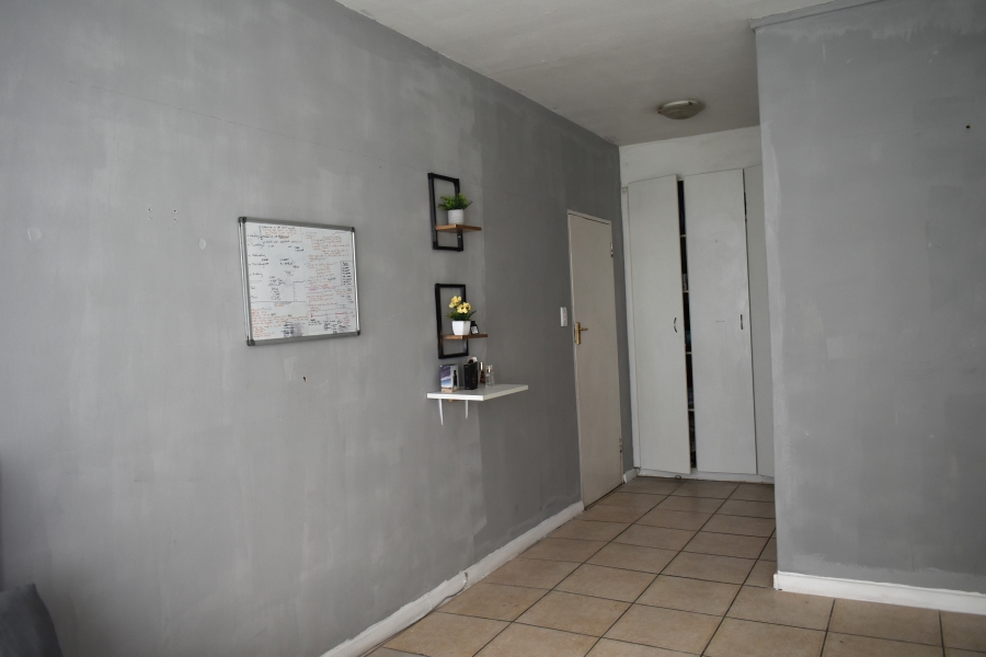 1 Bedroom Property for Sale in Sunnyside Gauteng