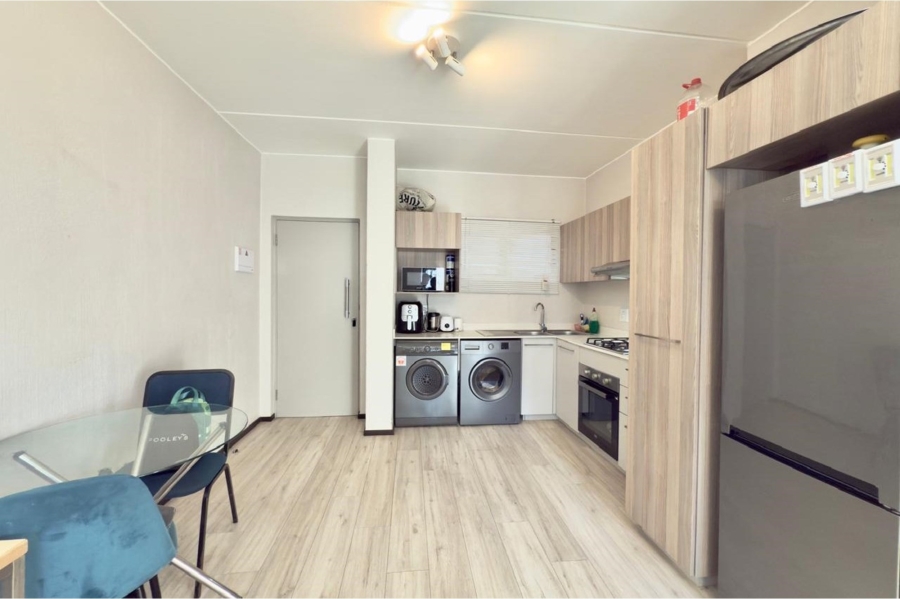 2 Bedroom Property for Sale in Broadacres Gauteng