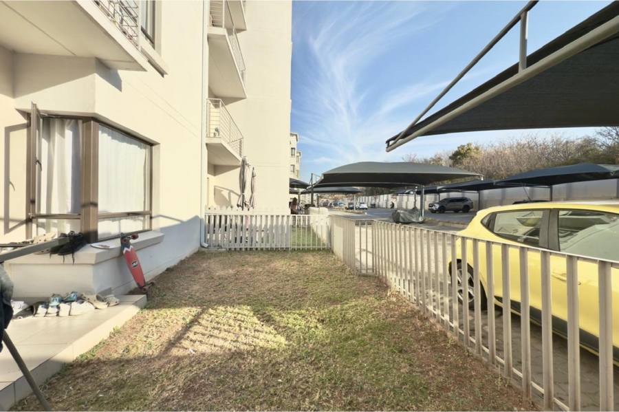 2 Bedroom Property for Sale in Broadacres Gauteng