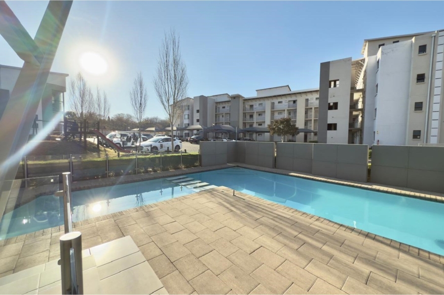2 Bedroom Property for Sale in Broadacres Gauteng