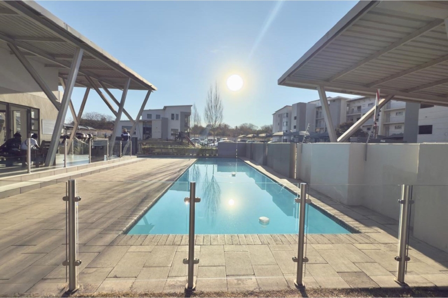 2 Bedroom Property for Sale in Broadacres Gauteng