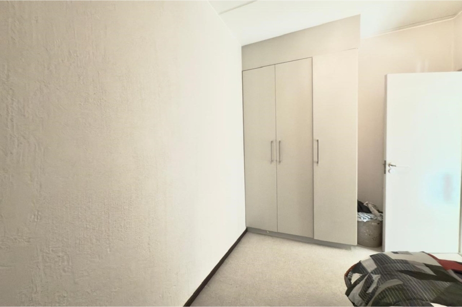 2 Bedroom Property for Sale in Broadacres Gauteng
