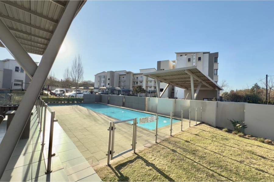 2 Bedroom Property for Sale in Broadacres Gauteng