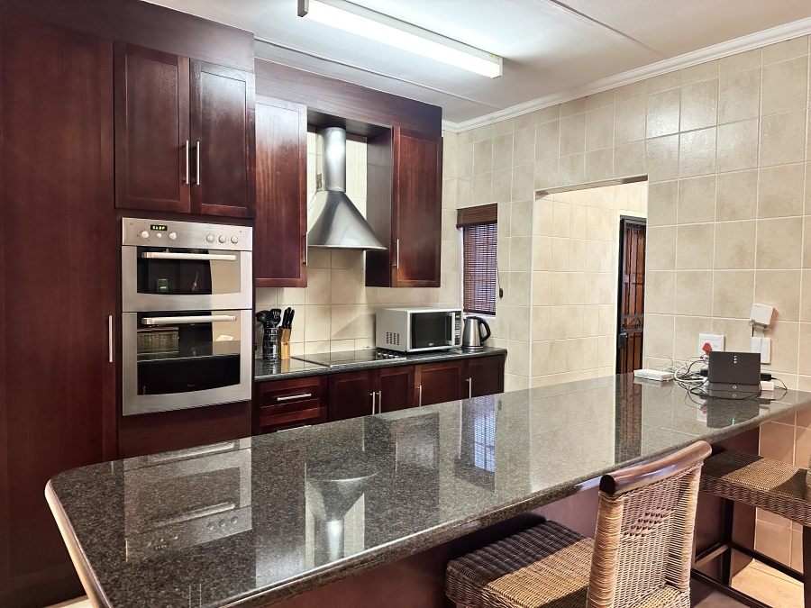 3 Bedroom Property for Sale in Thatchfield Estate Gauteng