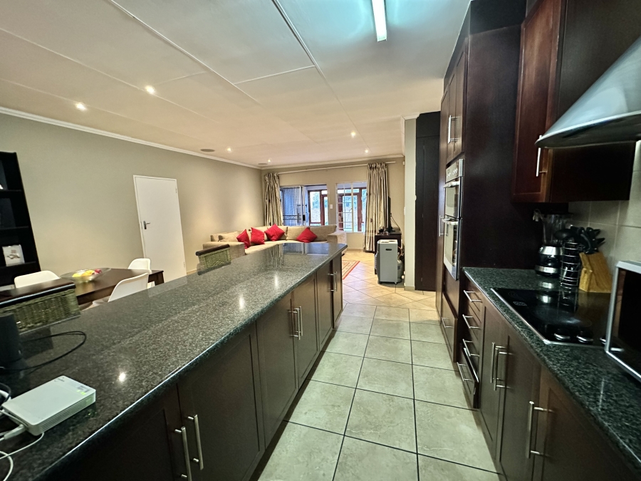 3 Bedroom Property for Sale in Thatchfield Estate Gauteng