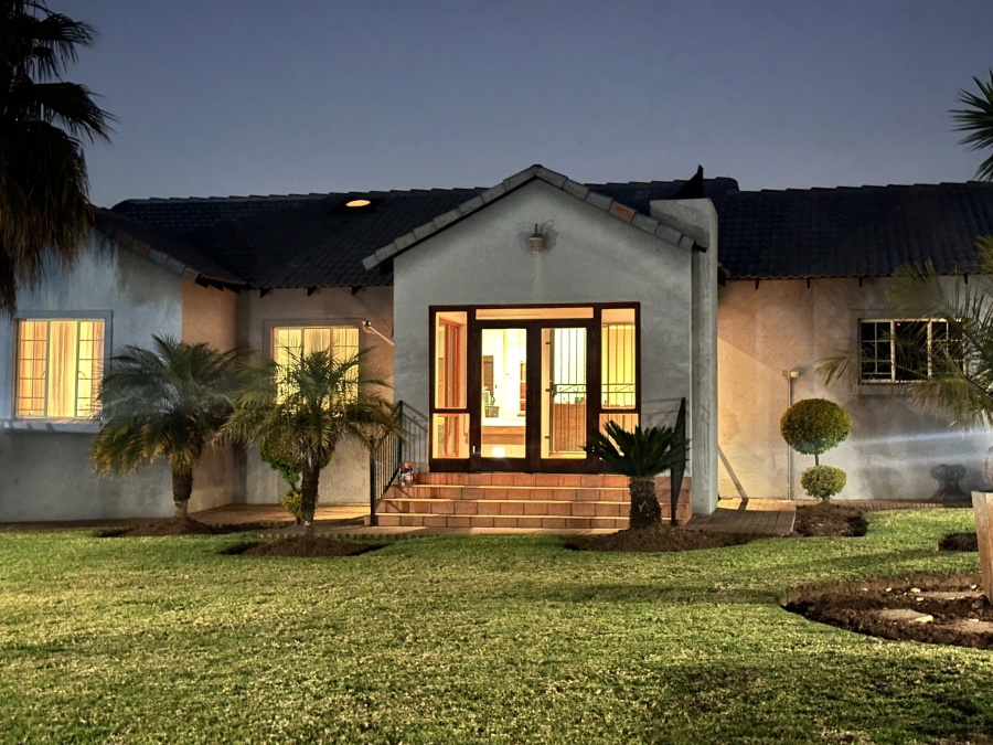 3 Bedroom Property for Sale in Thatchfield Estate Gauteng