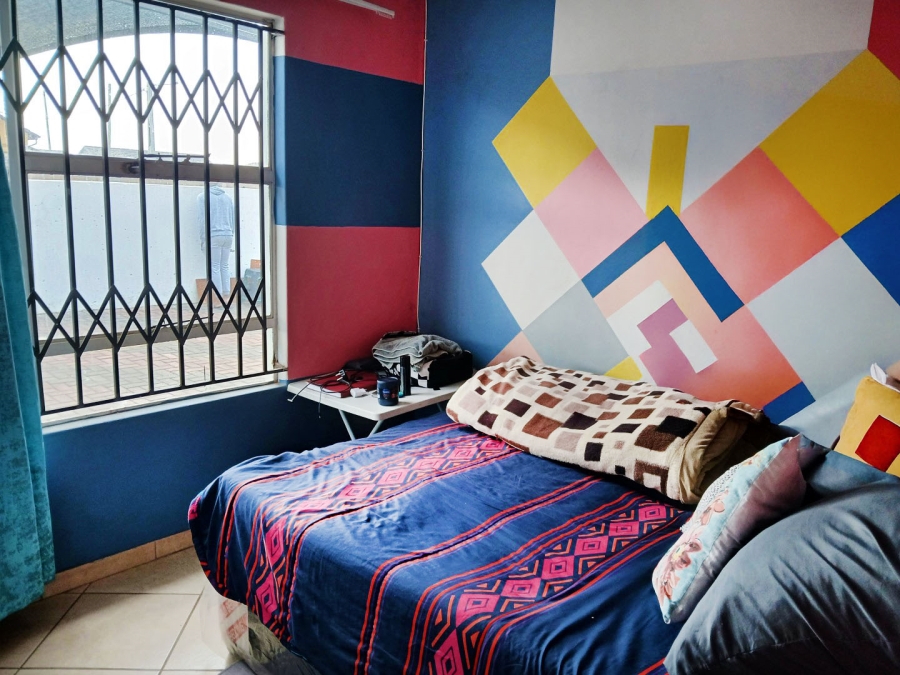 2 Bedroom Property for Sale in Witpoortjie Gauteng