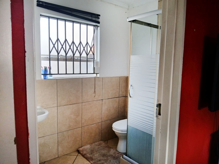 2 Bedroom Property for Sale in Witpoortjie Gauteng