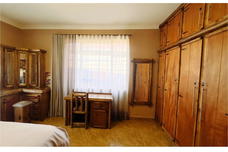 4 Bedroom Property for Sale in Kensington Gauteng
