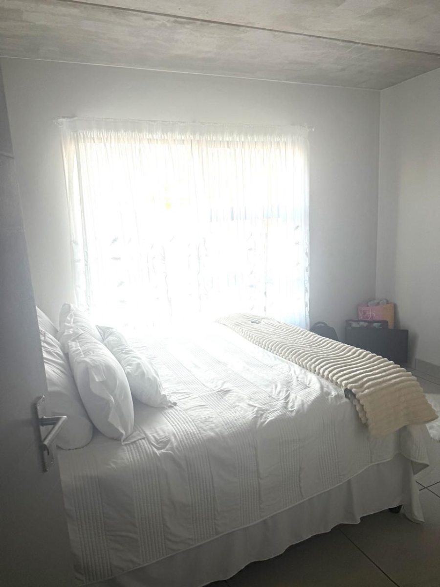 2 Bedroom Property for Sale in Jansenpark Gauteng