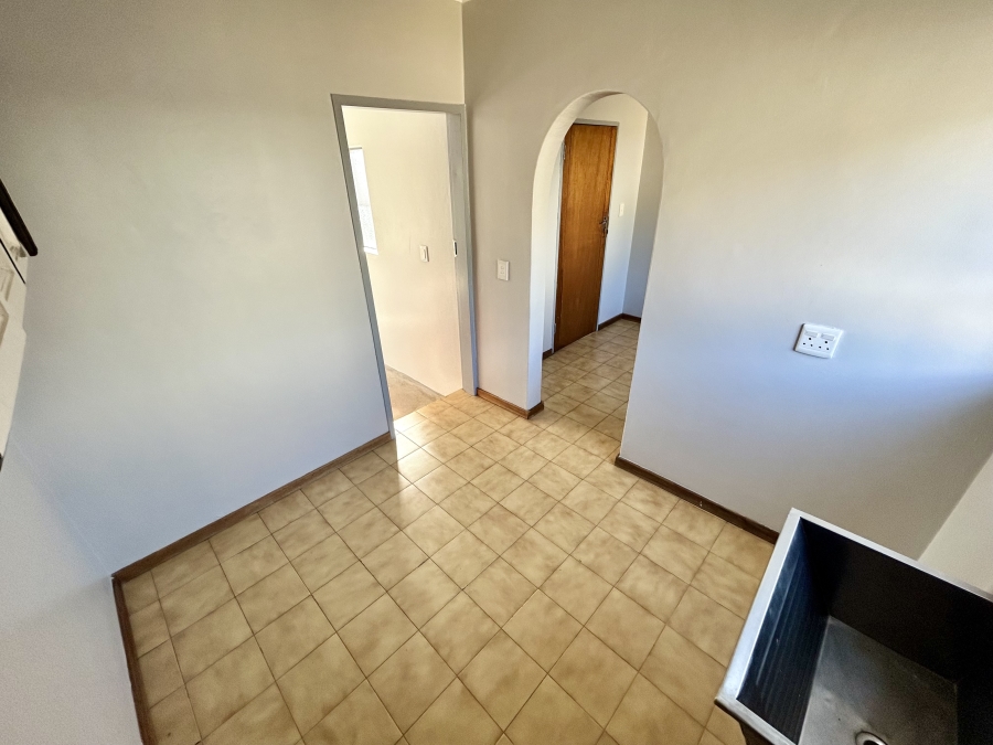 5 Bedroom Property for Sale in Pierre Van Ryneveld Gauteng