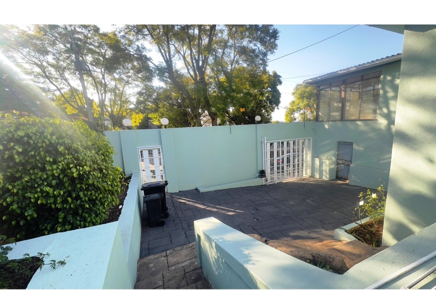 To Let 2 Bedroom Property for Rent in Kensington Gauteng