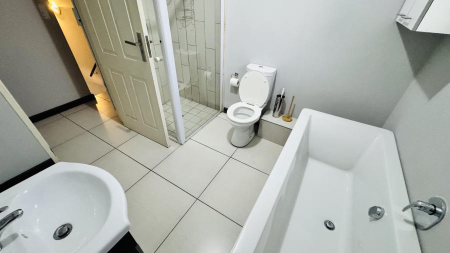 3 Bedroom Property for Sale in Halfway Gardens Gauteng