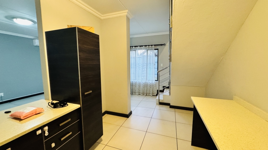 3 Bedroom Property for Sale in Halfway Gardens Gauteng