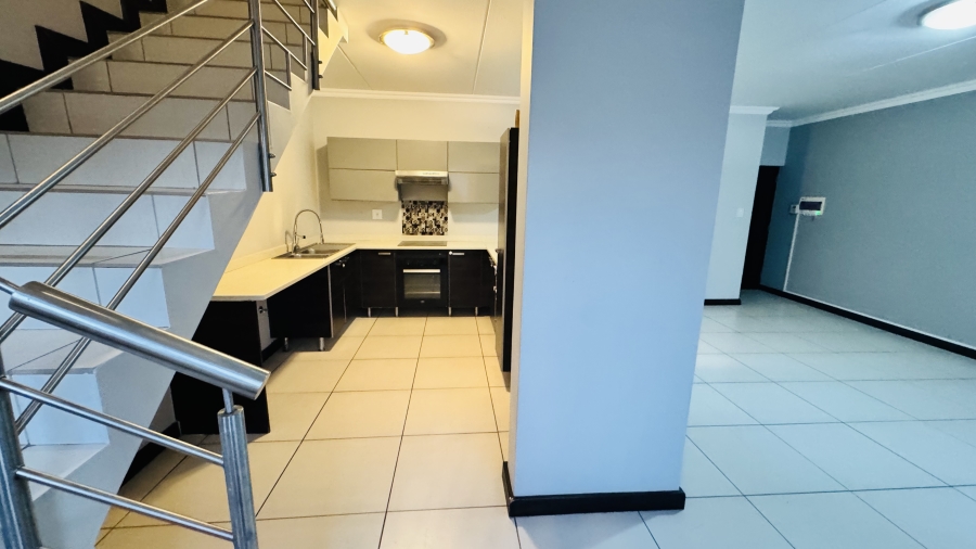 3 Bedroom Property for Sale in Halfway Gardens Gauteng