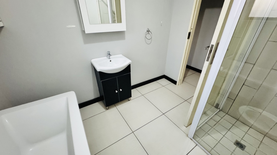 3 Bedroom Property for Sale in Halfway Gardens Gauteng