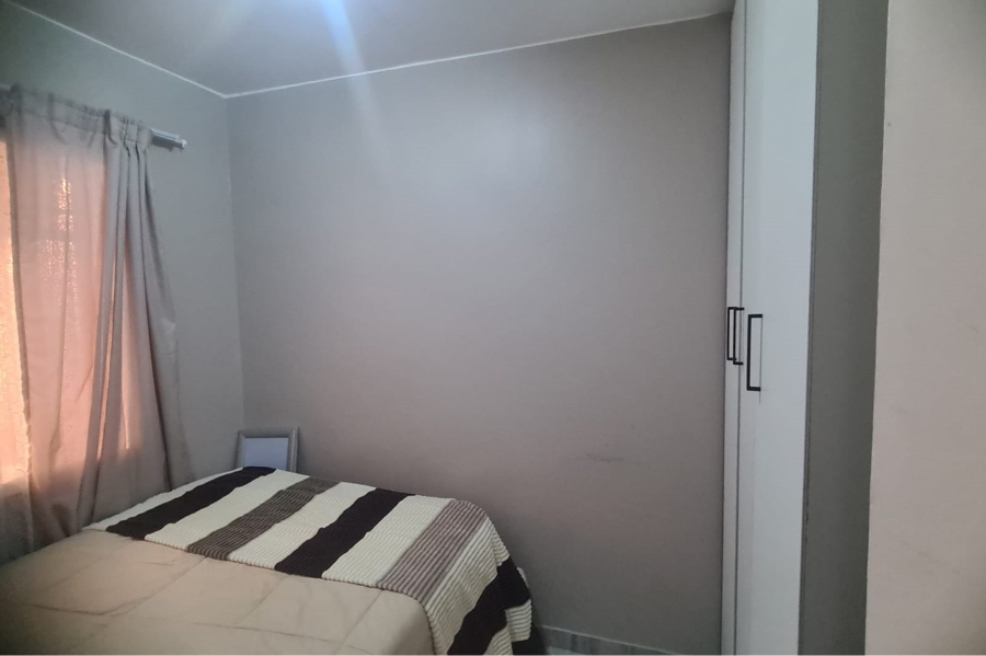 To Let 2 Bedroom Property for Rent in South Hills Gauteng