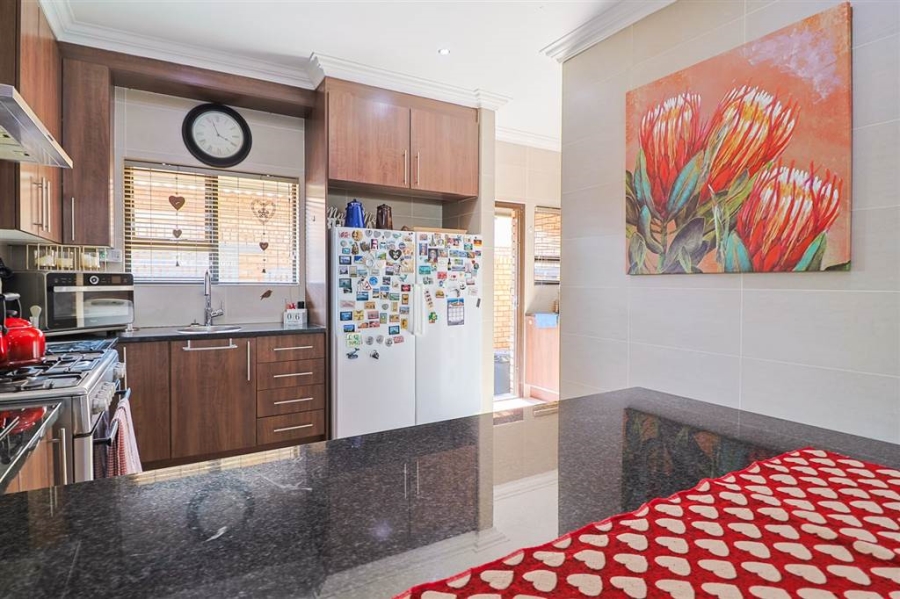 4 Bedroom Property for Sale in New Redruth Gauteng