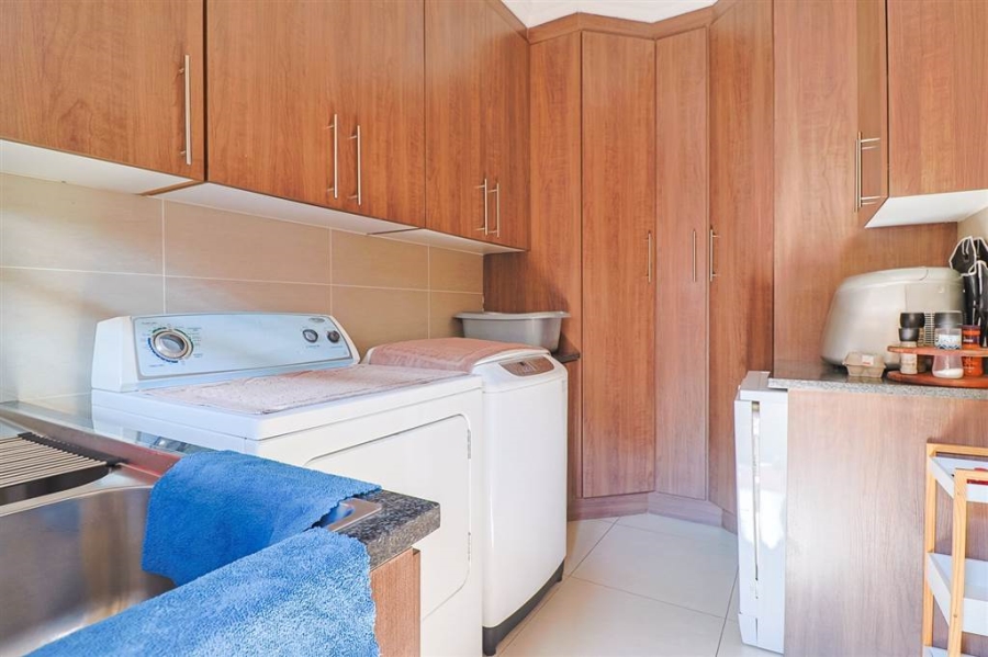 4 Bedroom Property for Sale in New Redruth Gauteng