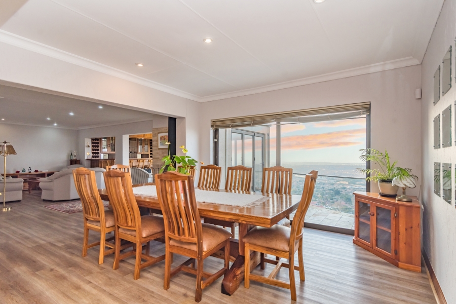 6 Bedroom Property for Sale in Constantia Kloof Gauteng