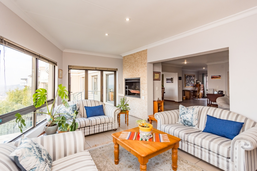 6 Bedroom Property for Sale in Constantia Kloof Gauteng