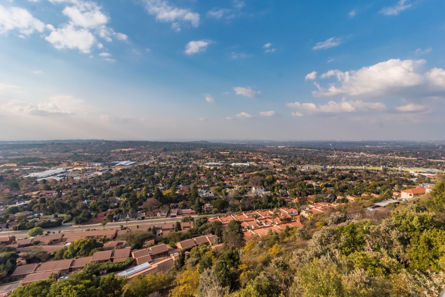 6 Bedroom Property for Sale in Constantia Kloof Gauteng