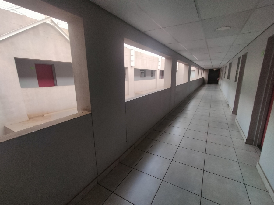 1 Bedroom Property for Sale in Pretoria North Gauteng